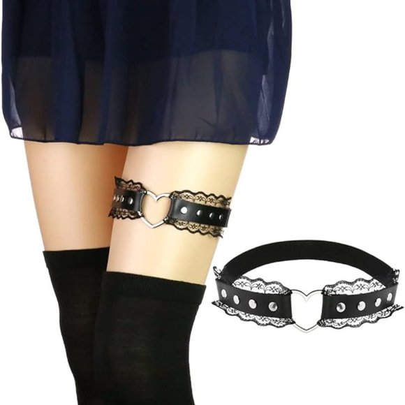 Black Heart Lace & Leather Garter - Picture 1 of 4